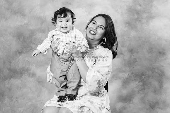 Susan y Francisco 6 months baby boy photos near Whittier Ca, by Gustavo Villarreal Photography 323-633-8283