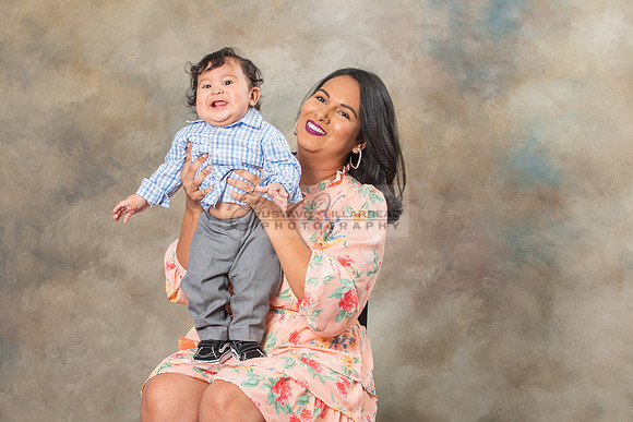 Susan y Francisco 6 months baby boy photos near Whittier Ca, by Gustavo Villarreal Photography 323-633-8283