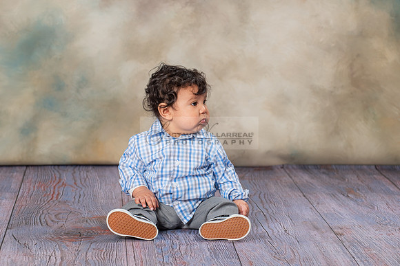 Susan y Francisco 6 months baby boy photos near Whittier Ca, by Gustavo Villarreal Photography 323-633-8283