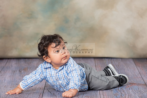 Susan y Francisco 6 months baby boy photos near Whittier Ca, by Gustavo Villarreal Photography 323-633-8283