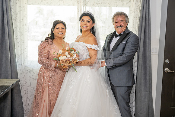 Brenda-and-Ismael-wedding- ceremony-at-St-Vincent-catholic-church-in-Los- Angeles-Ca-photographer-videographer-gvphotoandvide.com-323-633-8283