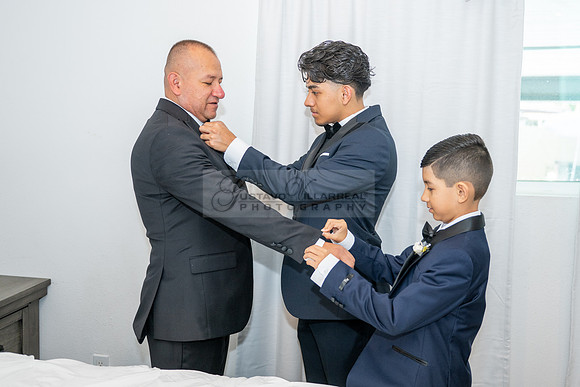 Brenda-and-Ismael-wedding- ceremony-at-St-Vincent-catholic-church-in-Los- Angeles-Ca-photographer-videographer-gvphotoandvide.com-323-633-8283