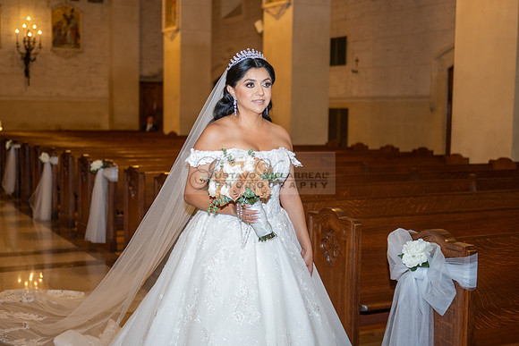 Brenda-and-Ismael-wedding- ceremony-at-St-Vincent-catholic-church-in-Los- Angeles-Ca-photographer-videographer-gvphotoandvide.com-323-633-8283
