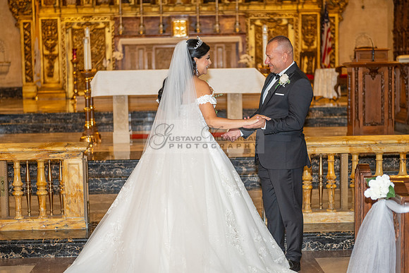 Brenda-and-Ismael-wedding- ceremony-at-St-Vincent-catholic-church-in-Los- Angeles-Ca-photographer-videographer-gvphotoandvide.com-323-633-8283