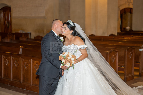 Brenda-and-Ismael-wedding- ceremony-at-St-Vincent-catholic-church-in-Los- Angeles-Ca-photographer-videographer-gvphotoandvide.com-323-633-8283