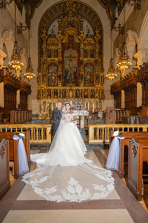 Brenda-and-Ismael-wedding- ceremony-at-St-Vincent-catholic-church-in-Los- Angeles-Ca-photographer-videographer-gvphotoandvide.com-323-633-8283