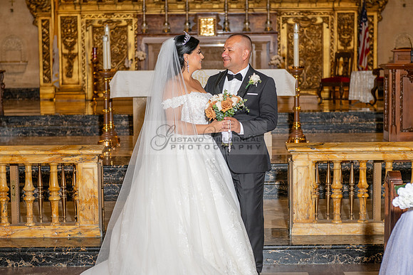 Brenda-and-Ismael-wedding- ceremony-at-St-Vincent-catholic-church-in-Los- Angeles-Ca-photographer-videographer-gvphotoandvide.com-323-633-8283