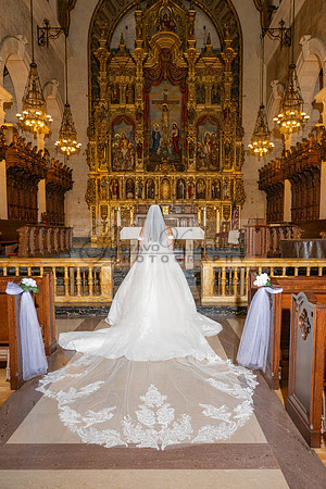 Brenda-and-Ismael-wedding- ceremony-at-St-Vincent-catholic-church-in-Los- Angeles-Ca-photographer-videographer-gvphotoandvide.com-323-633-8283