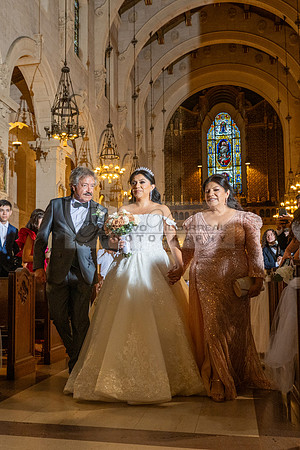 Brenda-and-Ismael-wedding- ceremony-at-St-Vincent-catholic-church-in-Los- Angeles-Ca-photographer-videographer-gvphotoandvide.com-323-633-8283