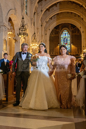 Brenda-and-Ismael-wedding- ceremony-at-St-Vincent-catholic-church-in-Los- Angeles-Ca-photographer-videographer-gvphotoandvide.com-323-633-8283