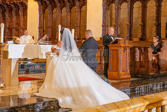 Brenda-and-Ismael-wedding- ceremony-at-St-Vincent-catholic-church-in-Los- Angeles-Ca-photographer-videographer-gvphotoandvide.com-323-633-8283