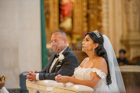 Brenda-and-Ismael-wedding- ceremony-at-St-Vincent-catholic-church-in-Los- Angeles-Ca-photographer-videographer-gvphotoandvide.com-323-633-8283