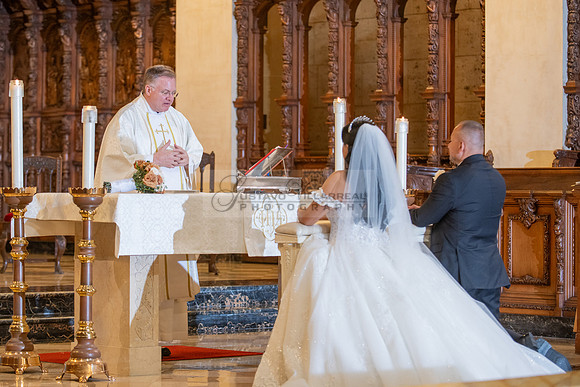 Brenda-and-Ismael-wedding- ceremony-at-St-Vincent-catholic-church-in-Los- Angeles-Ca-photographer-videographer-gvphotoandvide.com-323-633-8283