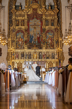 Brenda-and-Ismael-wedding- ceremony-at-St-Vincent-catholic-church-in-Los- Angeles-Ca-photographer-videographer-gvphotoandvide.com-323-633-8283
