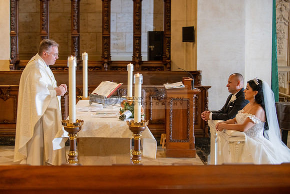 Brenda-and-Ismael-wedding- ceremony-at-St-Vincent-catholic-church-in-Los- Angeles-Ca-photographer-videographer-gvphotoandvide.com-323-633-8283
