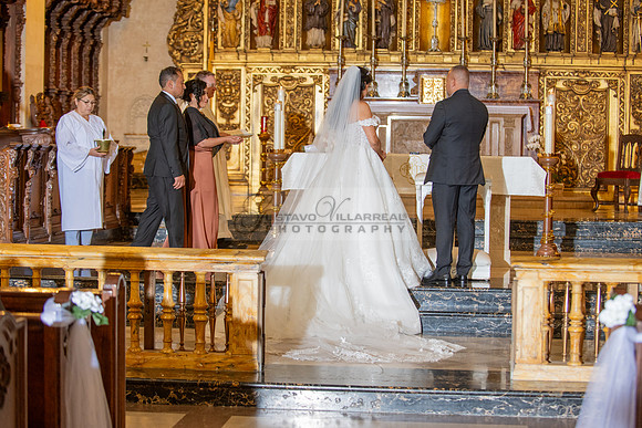 Brenda-and-Ismael-wedding- ceremony-at-St-Vincent-catholic-church-in-Los- Angeles-Ca-photographer-videographer-gvphotoandvide.com-323-633-8283