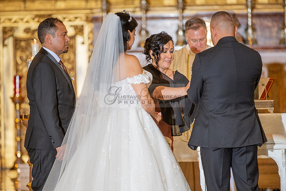 Brenda-and-Ismael-wedding- ceremony-at-St-Vincent-catholic-church-in-Los- Angeles-Ca-photographer-videographer-gvphotoandvide.com-323-633-8283