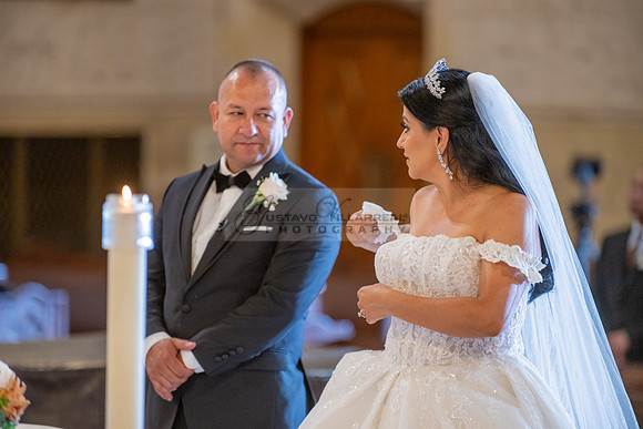 Brenda-and-Ismael-wedding- ceremony-at-St-Vincent-catholic-church-in-Los- Angeles-Ca-photographer-videographer-gvphotoandvide.com-323-633-8283
