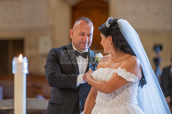 Brenda-and-Ismael-wedding- ceremony-at-St-Vincent-catholic-church-in-Los- Angeles-Ca-photographer-videographer-gvphotoandvide.com-323-633-8283