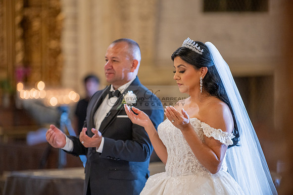 Brenda-and-Ismael-wedding- ceremony-at-St-Vincent-catholic-church-in-Los- Angeles-Ca-photographer-videographer-gvphotoandvide.com-323-633-8283