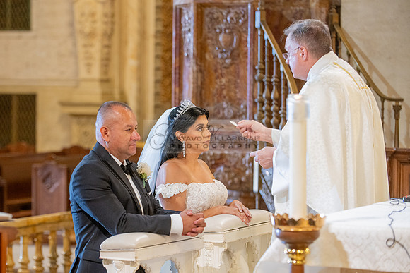 Brenda-and-Ismael-wedding- ceremony-at-St-Vincent-catholic-church-in-Los- Angeles-Ca-photographer-videographer-gvphotoandvide.com-323-633-8283