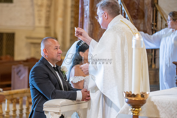 Brenda-and-Ismael-wedding- ceremony-at-St-Vincent-catholic-church-in-Los- Angeles-Ca-photographer-videographer-gvphotoandvide.com-323-633-8283