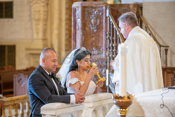 Brenda-and-Ismael-wedding- ceremony-at-St-Vincent-catholic-church-in-Los- Angeles-Ca-photographer-videographer-gvphotoandvide.com-323-633-8283