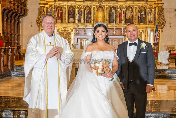 Brenda-and-Ismael-wedding- ceremony-at-St-Vincent-catholic-church-in-Los- Angeles-Ca-photographer-videographer-gvphotoandvide.com-323-633-8283
