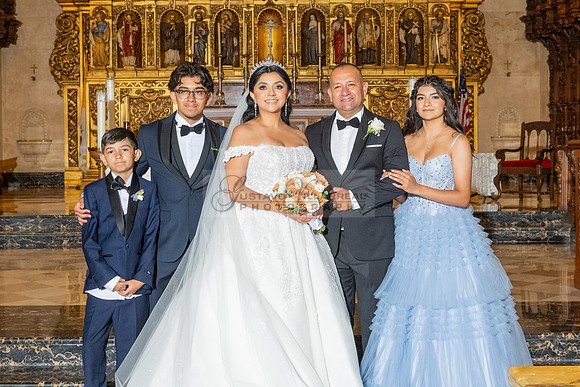 Brenda-and-Ismael-wedding- ceremony-at-St-Vincent-catholic-church-in-Los- Angeles-Ca-photographer-videographer-gvphotoandvide.com-323-633-8283