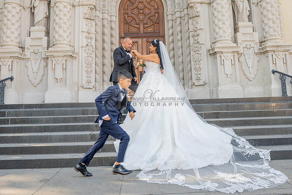 Brenda-and-Ismael-wedding- ceremony-at-St-Vincent-catholic-church-in-Los- Angeles-Ca-photographer-videographer-gvphotoandvide.com-323-633-8283