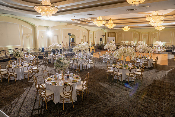 Brenda-and-Ismael-wedding- ceremony-at-St-Vincent-catholic-church-in-Los- Angeles-Ca-photographer-videographer-gvphotoandvide.com-323-633-8283
