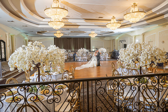 Brenda-and-Ismael-wedding- ceremony-at-St-Vincent-catholic-church-in-Los- Angeles-Ca-photographer-videographer-gvphotoandvide.com-323-633-8283