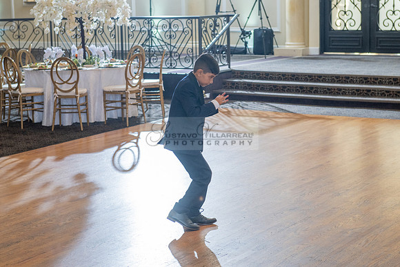 Brenda-and-Ismael-wedding- ceremony-at-St-Vincent-catholic-church-in-Los- Angeles-Ca-photographer-videographer-gvphotoandvide.com-323-633-8283