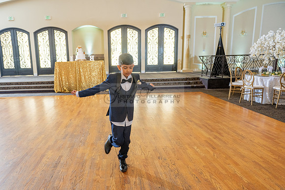 Brenda-and-Ismael-wedding- ceremony-at-St-Vincent-catholic-church-in-Los- Angeles-Ca-photographer-videographer-gvphotoandvide.com-323-633-8283
