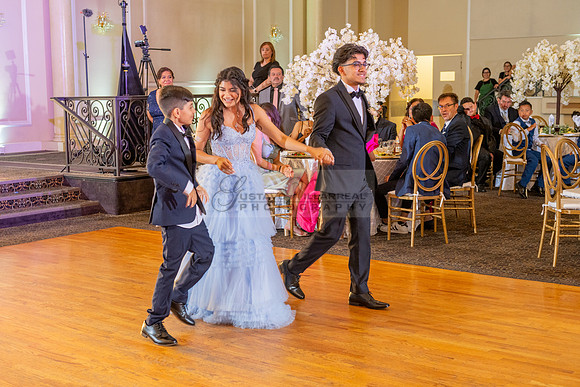 Brenda-and-Ismael-wedding- ceremony-at-St-Vincent-catholic-church-in-Los- Angeles-Ca-photographer-videographer-gvphotoandvide.com-323-633-8283