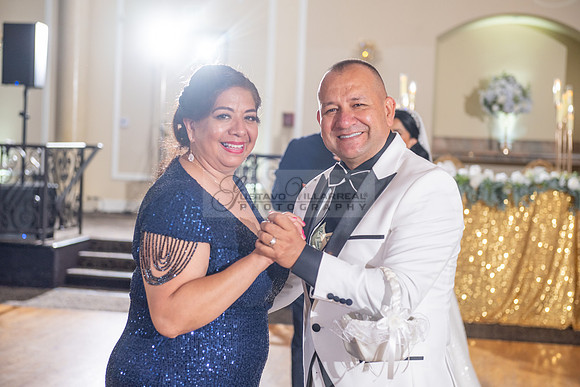 Brenda-and-Ismael-wedding- ceremony-at-St-Vincent-catholic-church-in-Los- Angeles-Ca-photographer-videographer-gvphotoandvide.com-323-633-8283