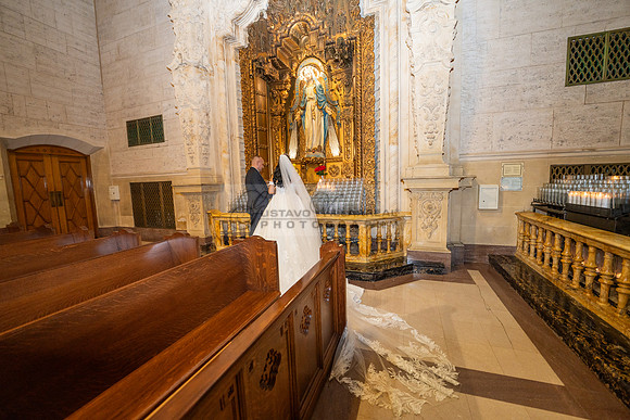 Brenda-and-Ismael-wedding- ceremony-at-St-Vincent-catholic-church-in-Los- Angeles-Ca-photographer-videographer-gvphotoandvide.com-323-633-8283