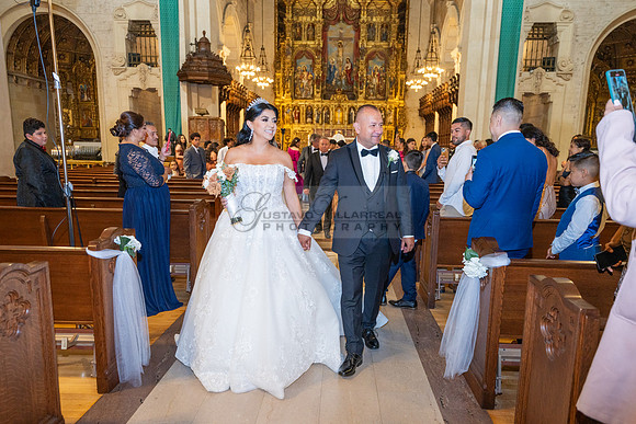 Brenda-and-Ismael-wedding- ceremony-at-St-Vincent-catholic-church-in-Los- Angeles-Ca-photographer-videographer-gvphotoandvide.com-323-633-8283