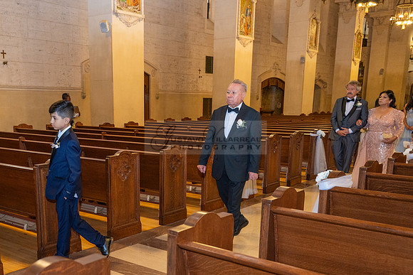Brenda-and-Ismael-wedding- ceremony-at-St-Vincent-catholic-church-in-Los- Angeles-Ca-photographer-videographer-gvphotoandvide.com-323-633-8283