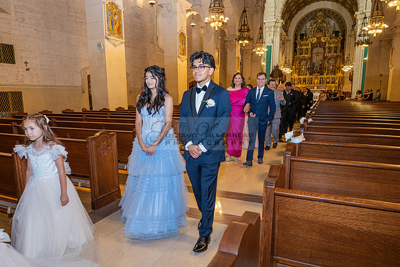 Brenda-and-Ismael-wedding- ceremony-at-St-Vincent-catholic-church-in-Los- Angeles-Ca-photographer-videographer-gvphotoandvide.com-323-633-8283