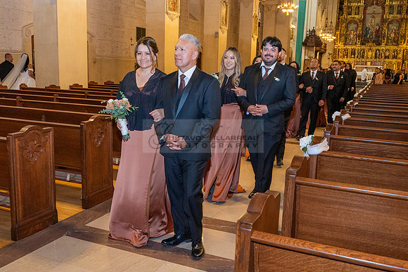 Brenda-and-Ismael-wedding- ceremony-at-St-Vincent-catholic-church-in-Los- Angeles-Ca-photographer-videographer-gvphotoandvide.com-323-633-8283