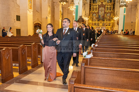 Brenda-and-Ismael-wedding- ceremony-at-St-Vincent-catholic-church-in-Los- Angeles-Ca-photographer-videographer-gvphotoandvide.com-323-633-8283