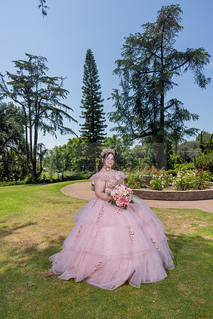 Samantha Olmos-quinceanera-celebration-photography-video-service-in-City-of-Downey-Ca-by-Gustavo-Villarreal-photography-323-633-8283