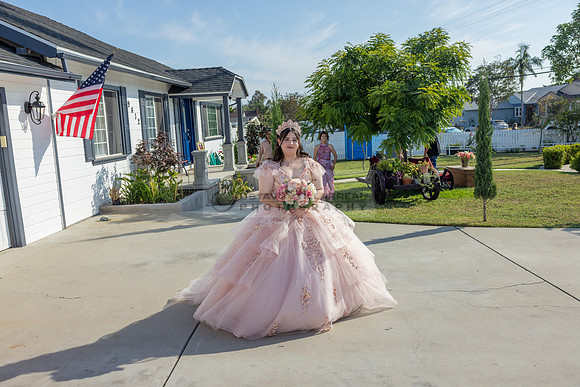 Samantha Olmos-quinceanera-celebration-photography-video-service-in-City-of-Downey-Ca-by-Gustavo-Villarreal-photography-323-633-8283