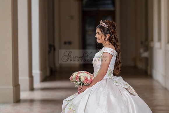 Natalie Gutierrez quinceañera photoshoot at the beautiful and historic place in Pasadena Ca. wedding and sweet 16th Photographer Gustavo Villarreal, 323-633-8283