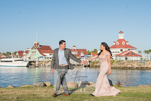 Alejandro and Monique engagement photos at Long beach Harbor Lighthouse, 323-633-8283, www.gustavovillarreal.com