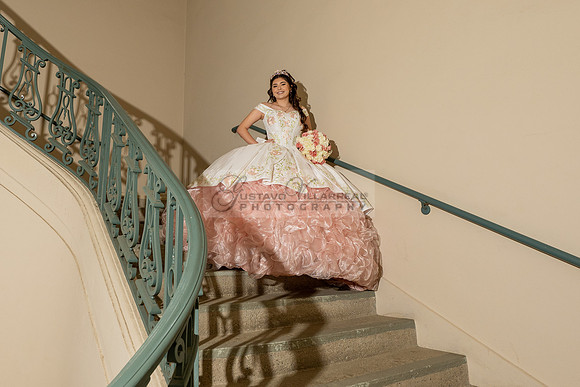 Natalie Gutierrez quinceañera photoshoot at the beautiful and historic place in Pasadena Ca. wedding and sweet 16th Photographer Gustavo Villarreal, 323-633-8283