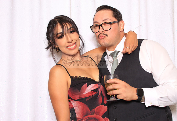 Stephanie and Albert wedding celebration, photo booth in Redondo Beach Ca, Gustavo Villarreal Photography, 323-633-8283, www.gvphotoandvideo.com