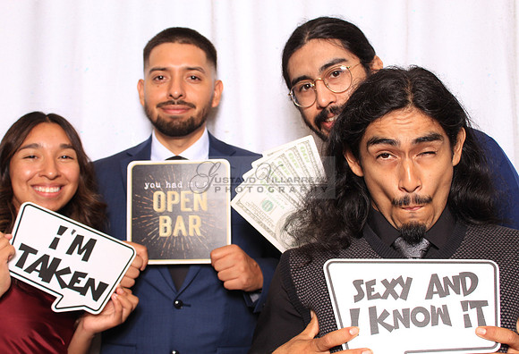 Stephanie and Albert wedding celebration, photo booth in Redondo Beach Ca, Gustavo Villarreal Photography, 323-633-8283, www.gvphotoandvideo.com