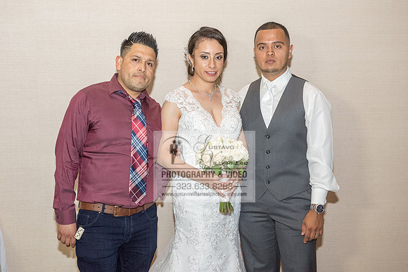 EVELIA Y JUAN weddings photography and video at St Joseph Catholic church in Hawthorne Ca, Reception venues at Temple of Emanuel of beberly hills Ca,  www.gustavovillarreal.com, 323-633-8283